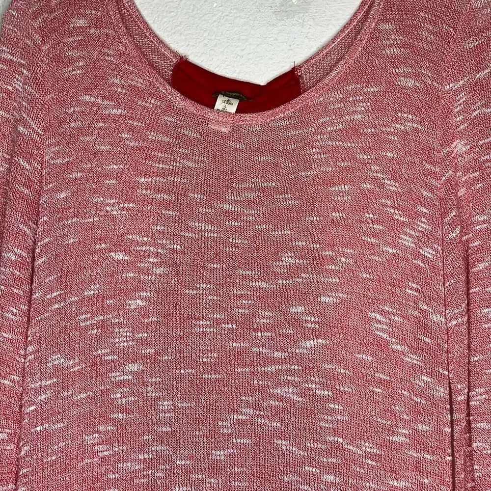 Copper Key Sweater With Bow - Picture 2 of 7